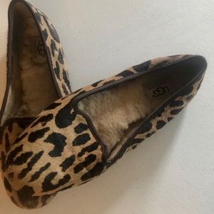 UGGS BLYSS CALF HAIR LEOPARD FLATS